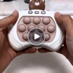 Interaktives Spielzeug: schnelle Finger, schneller Verstand – video